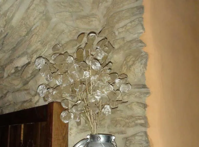 Le Petit Chateau De Vetan Cir 0023 * 셍피에르